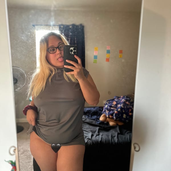 AmberLopezPR — Canadian OnlyFans creator