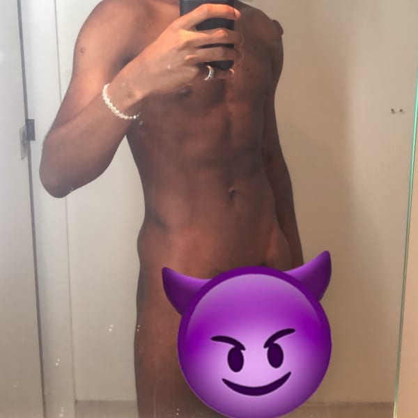 Tarzan xxx — Canadian OnlyFans creator
