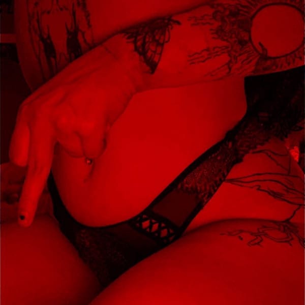 Just a tattooed girly 🖤😈 — OnlyFans