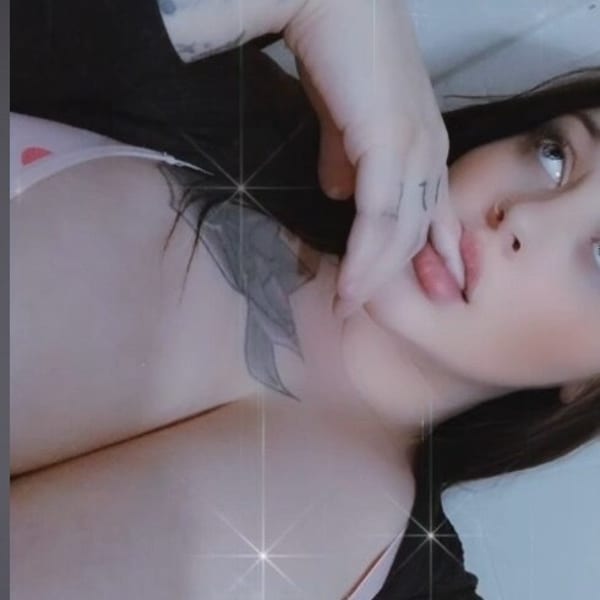 LIVVYBABY๐ฆ โ OnlyFans