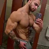 CreamyGorilla — OnlyFans