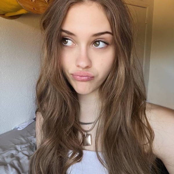 fiona ๐ฒ๐ ๐ผ๐ป๐น๐ถ๐ป๐ฒ ๐ป๐ผ๐ โ OnlyFans