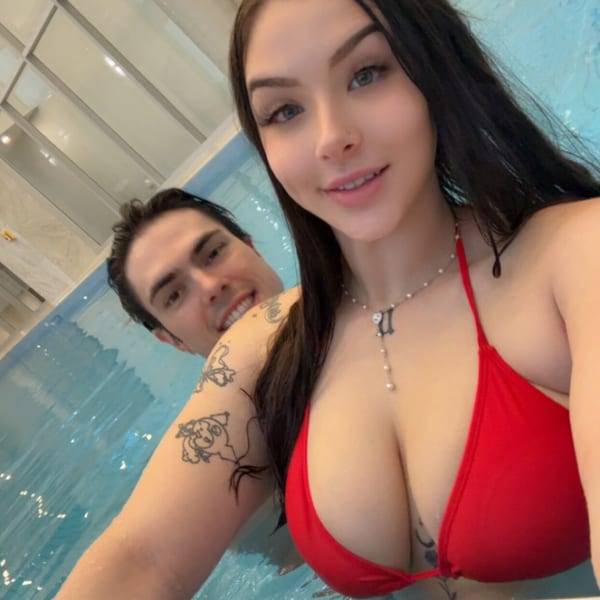 B/G page ๐ โ OnlyFans