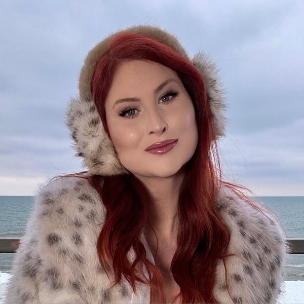 Evie Love โ OnlyFans