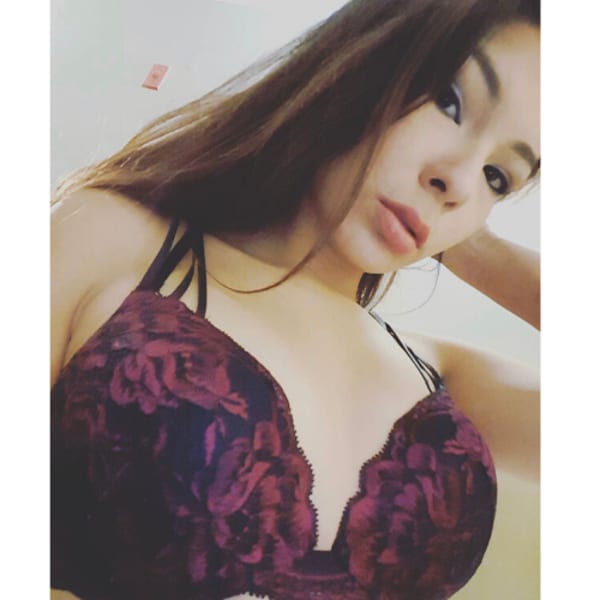 Mia — OnlyFans