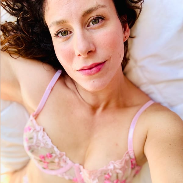 Dora Fox 💝 — OnlyFans