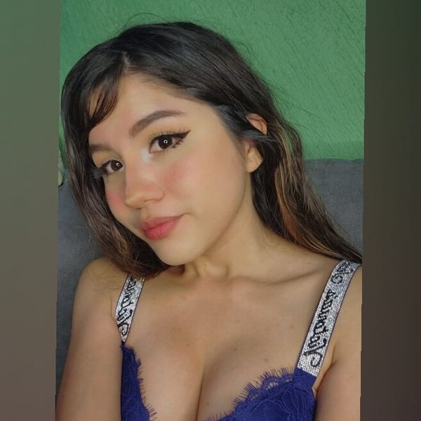 Mia ❤️ — Canadian OnlyFans creator