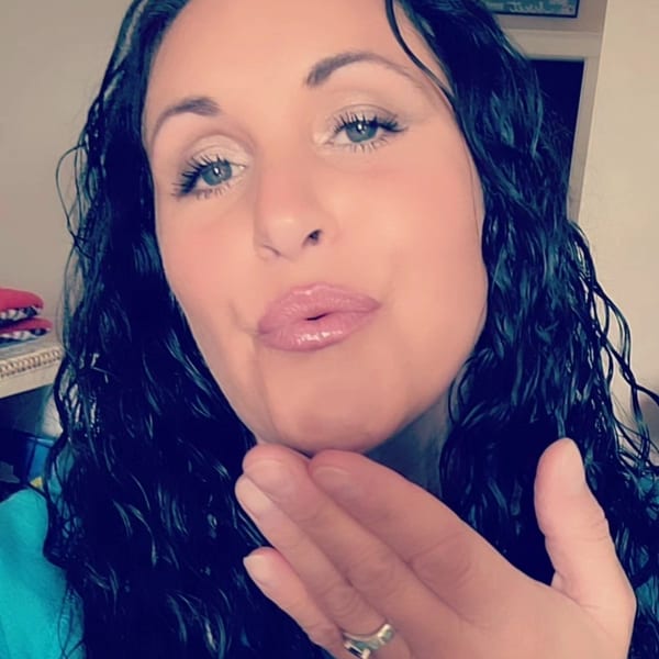 ๐ฆVictoria๐บ โ OnlyFans