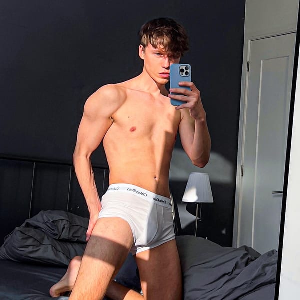 Ashton White — Canadian OnlyFans creator